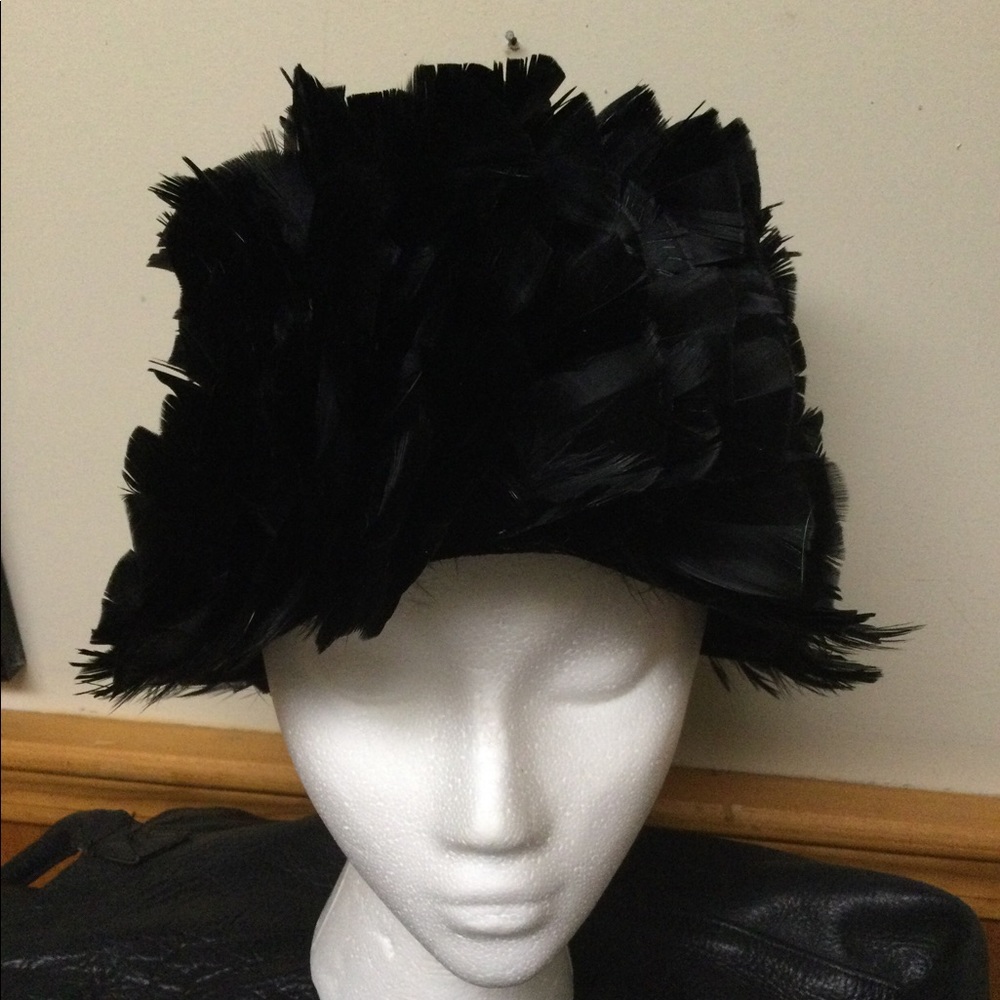 VINTAGE Black Feathered Structured Bucket Hat Lightweight woven base Narrow brim - Picture 3 of 9